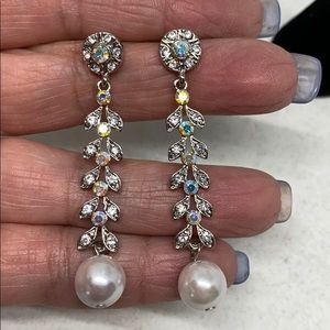 Beautiful pearl and rhinestone pierced earrings